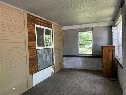 A home in Dixon