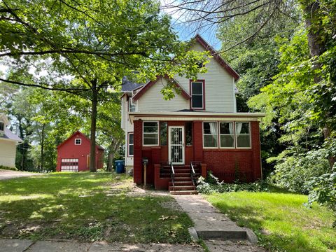 A home in Dixon