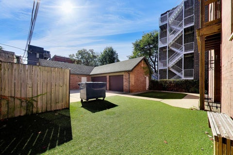 Tiny photo for 725 W Diversey Parkway #3W, Chicago, IL 60614 (MLS # 12791143)