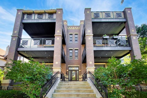 Photo of 725 W Diversey Parkway #3W, Chicago, IL 60614 (MLS # 12791143)