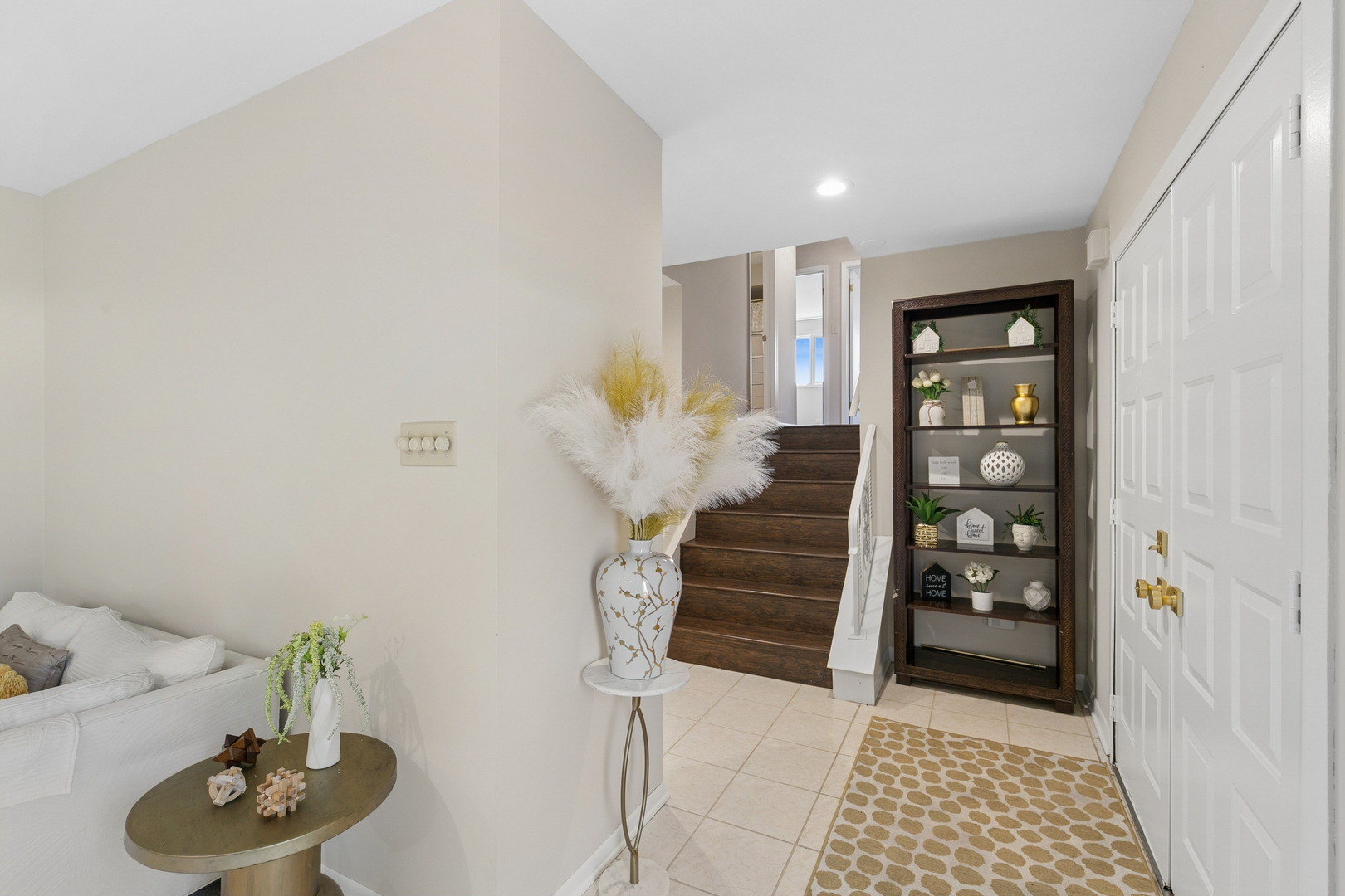 726 E 194th Street