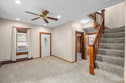Tiny photo for 92 Maple Street, Sugar Grove, IL 60554 (MLS # 12493201)
