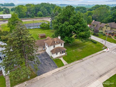 Tiny photo for 92 Maple Street, Sugar Grove, IL 60554 (MLS # 12493201)