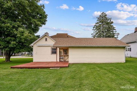 Tiny photo for 92 Maple Street, Sugar Grove, IL 60554 (MLS # 12493201)
