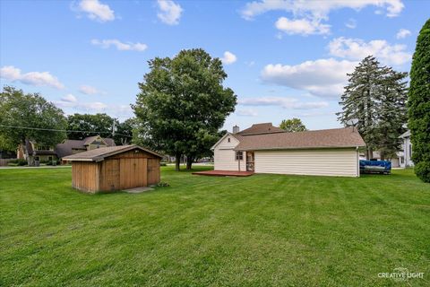 Tiny photo for 92 Maple Street, Sugar Grove, IL 60554 (MLS # 12493201)