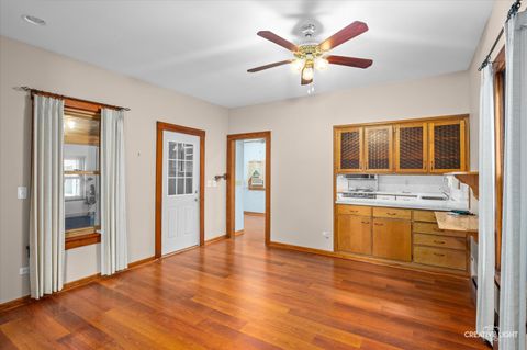 Tiny photo for 92 Maple Street, Sugar Grove, IL 60554 (MLS # 12493201)
