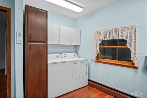 Tiny photo for 92 Maple Street, Sugar Grove, IL 60554 (MLS # 12493201)