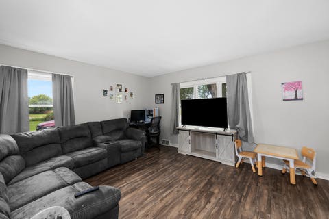 Tiny photo for 1606 Coyne Center Road, Milan, IL 61264 (MLS # 12690580)
