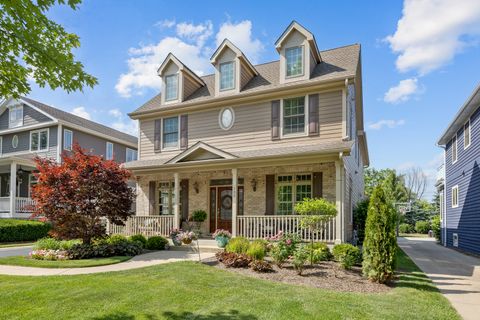 700 E Sunnyside Avenue, Libertyville, IL 60048 - #: 12468202