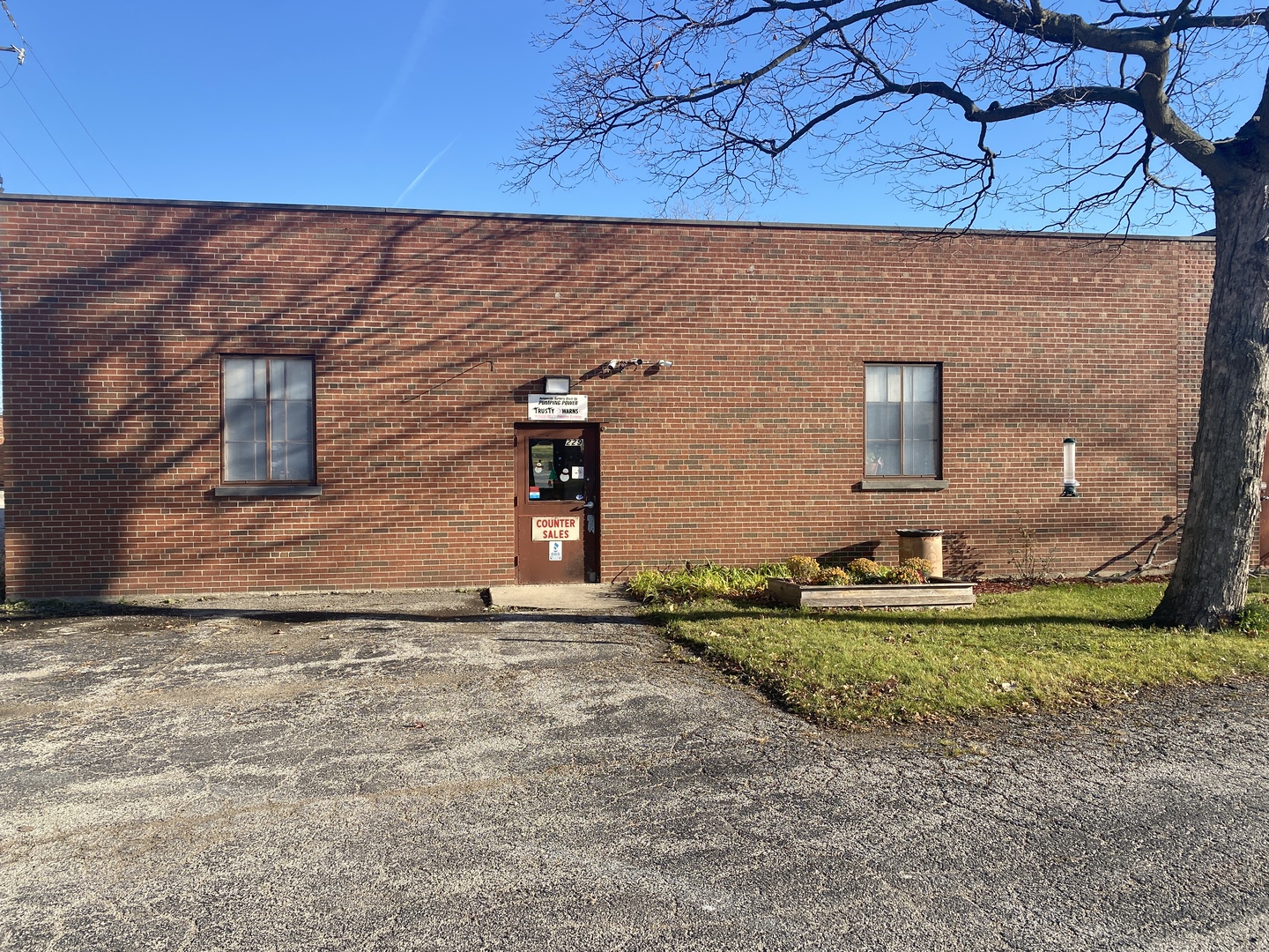 229 N Central Avenue