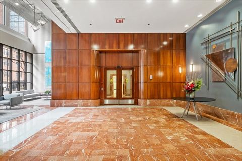 Tiny photo for 211 E Ohio Street #2004, Chicago, IL 60611 (MLS # 12610533)