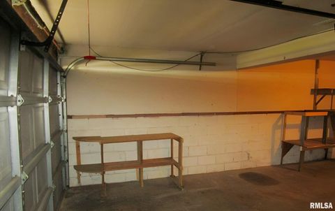 Tiny photo for 1118 N 13TH Street, Clinton, IA 52732 (MLS # QC4269484)