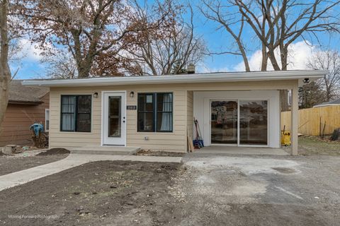 A home in North Chicago