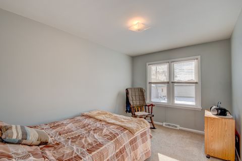 Tiny photo for 827 E 160th Place, South Holland, IL 60473 (MLS # 12551214)