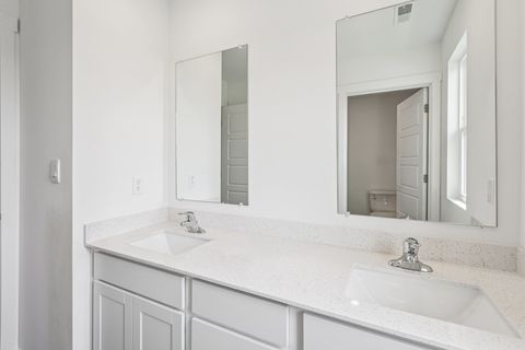 Tiny photo for 480 Vista Drive, Hampshire, IL 60140 (MLS # 12522224)