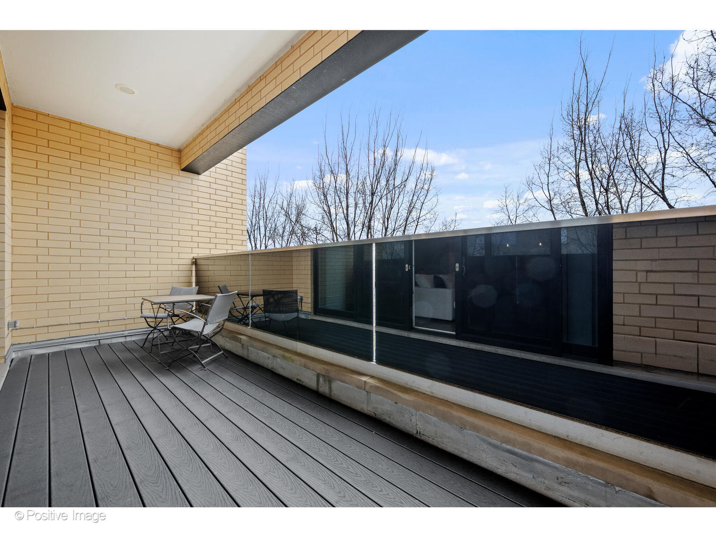 1017 N California Avenue 9