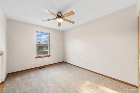 Tiny photo for 49 Carey Lane, Streamwood, IL 60107 (MLS # 12599820)