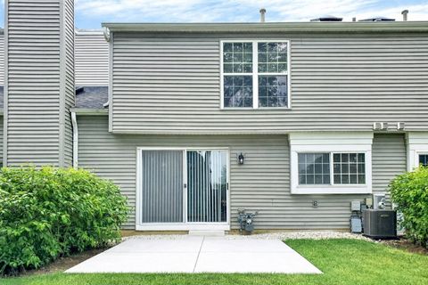 Tiny photo for 49 Carey Lane, Streamwood, IL 60107 (MLS # 12599820)