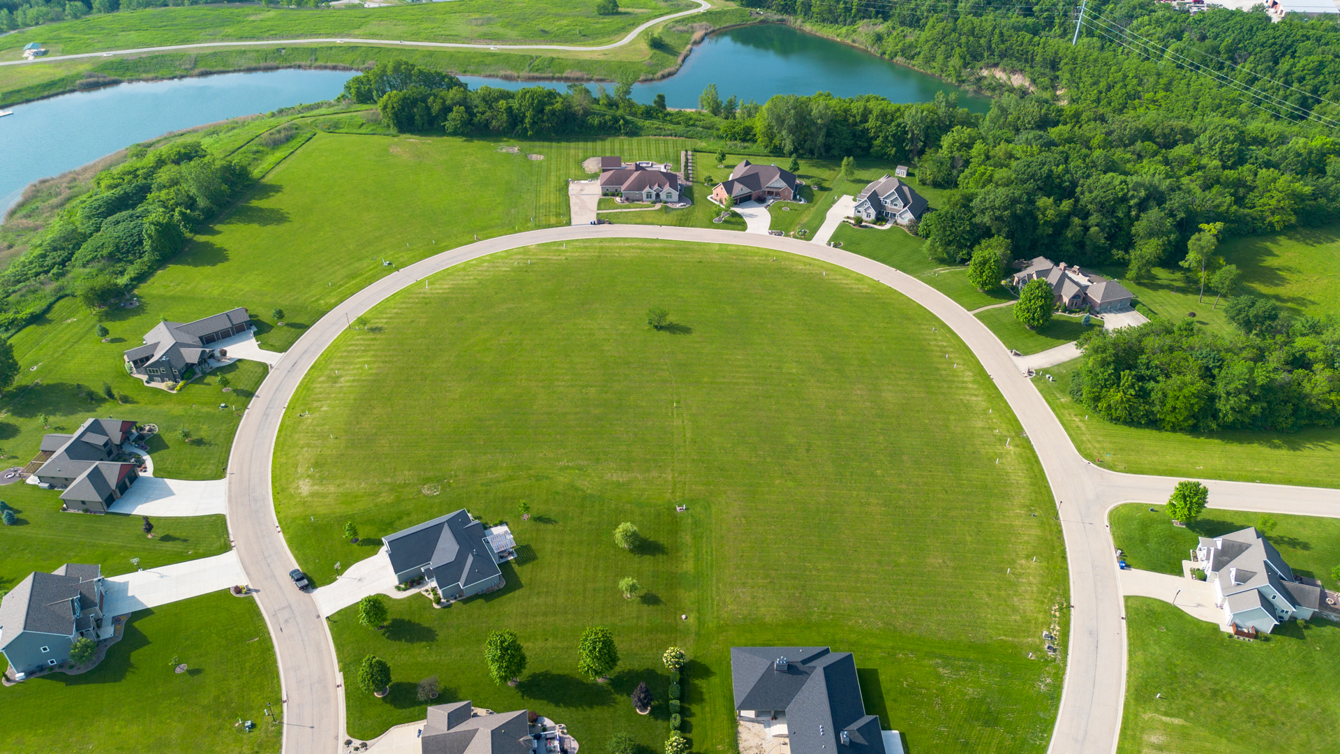 Lot 39 Vermilionvue Trace