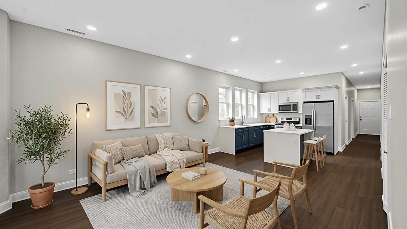 6534 S Honore Street