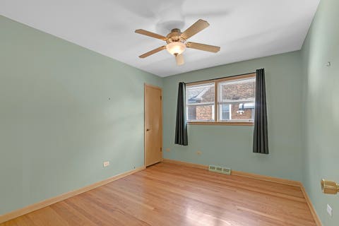 Tiny photo for 9804 S Springfield Avenue, Evergreen Park, IL 60805 (MLS # 12676277)