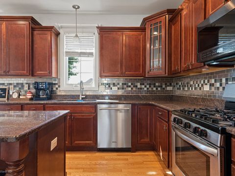 Tiny photo for 2067 Edgeview Drive, New Lenox, IL 60451 (MLS # 12478696)