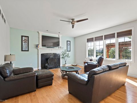 Tiny photo for 2067 Edgeview Drive, New Lenox, IL 60451 (MLS # 12478696)