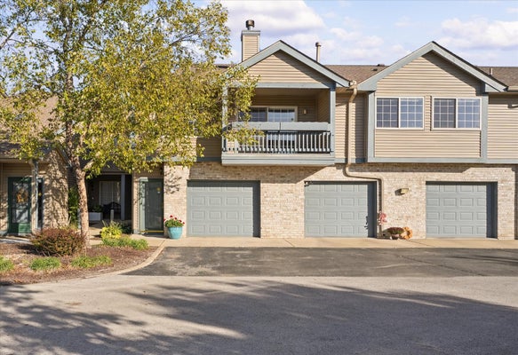 2402 WINDWARD BLVD UNIT 205, CHAMPAIGN, IL 61821 - Image e0b736bd4f7abcf3c6f99796e505f43f/471456449