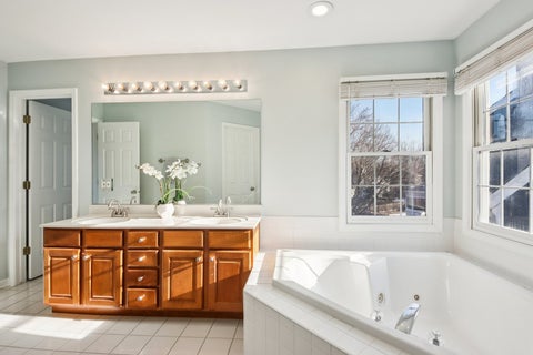 Tiny photo for 4338 New Haven Avenue, Gurnee, IL 60031 (MLS # 12708093)