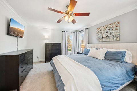 Tiny photo for 4338 New Haven Avenue, Gurnee, IL 60031 (MLS # 12708093)