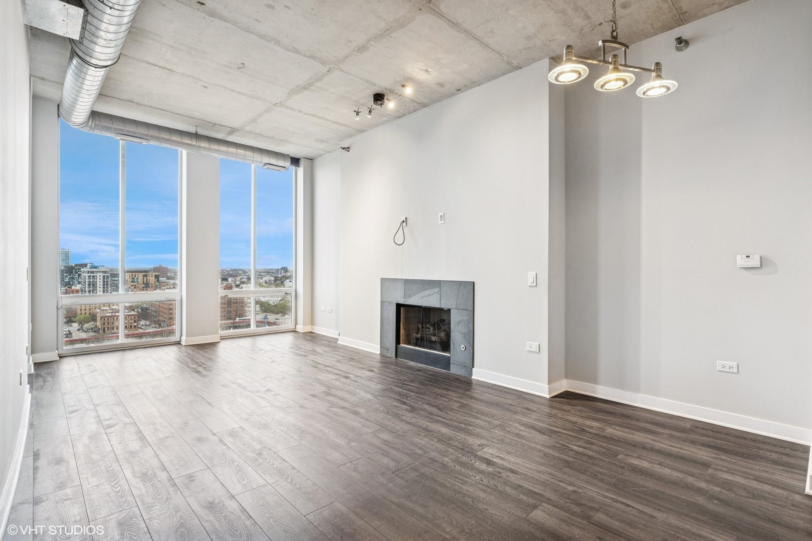 720 N Larrabee Street 1609