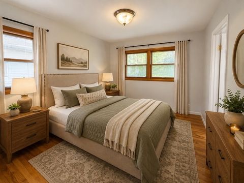 Tiny photo for 1525 N Patton Avenue, Arlington Heights, IL 60004 (MLS # 12698482)