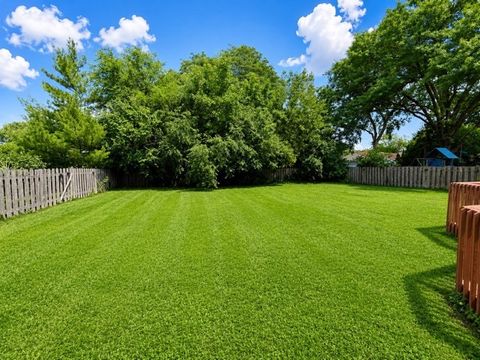 Tiny photo for 1525 N Patton Avenue, Arlington Heights, IL 60004 (MLS # 12698482)