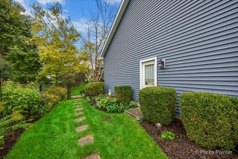 Tiny photo for 1173 Sandalwood Lane, Crystal Lake, IL 60014 (MLS # 12733241)