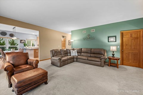 Tiny photo for 1173 Sandalwood Lane, Crystal Lake, IL 60014 (MLS # 12733241)