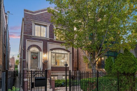 Photo of 2422 W Ohio Street, Chicago, IL 60612 (MLS # 12486125)
