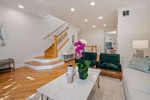 Tiny photo for 2422 W Ohio Street, Chicago, IL 60612 (MLS # 12486125)
