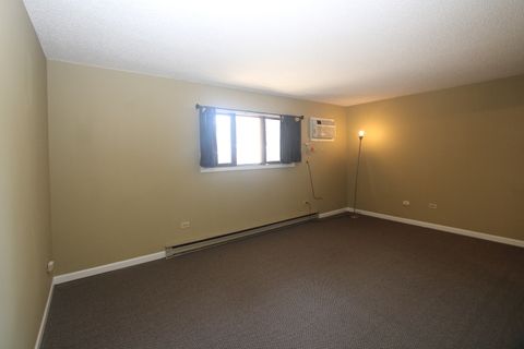 Tiny photo for 212 MADISON Street #1B, Joliet, IL 60435 (MLS # 12471932)
