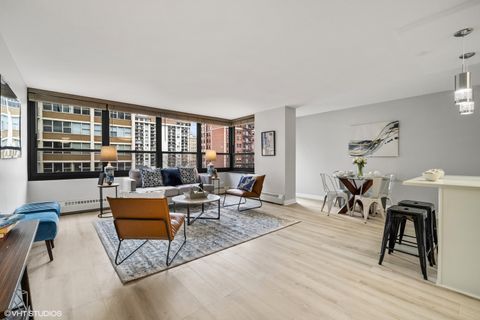 Tiny photo for 33 E CEDAR Street #8H, Chicago, IL 60611 (MLS # 12435032)