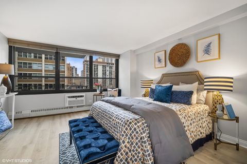 Tiny photo for 33 E CEDAR Street #8H, Chicago, IL 60611 (MLS # 12435032)
