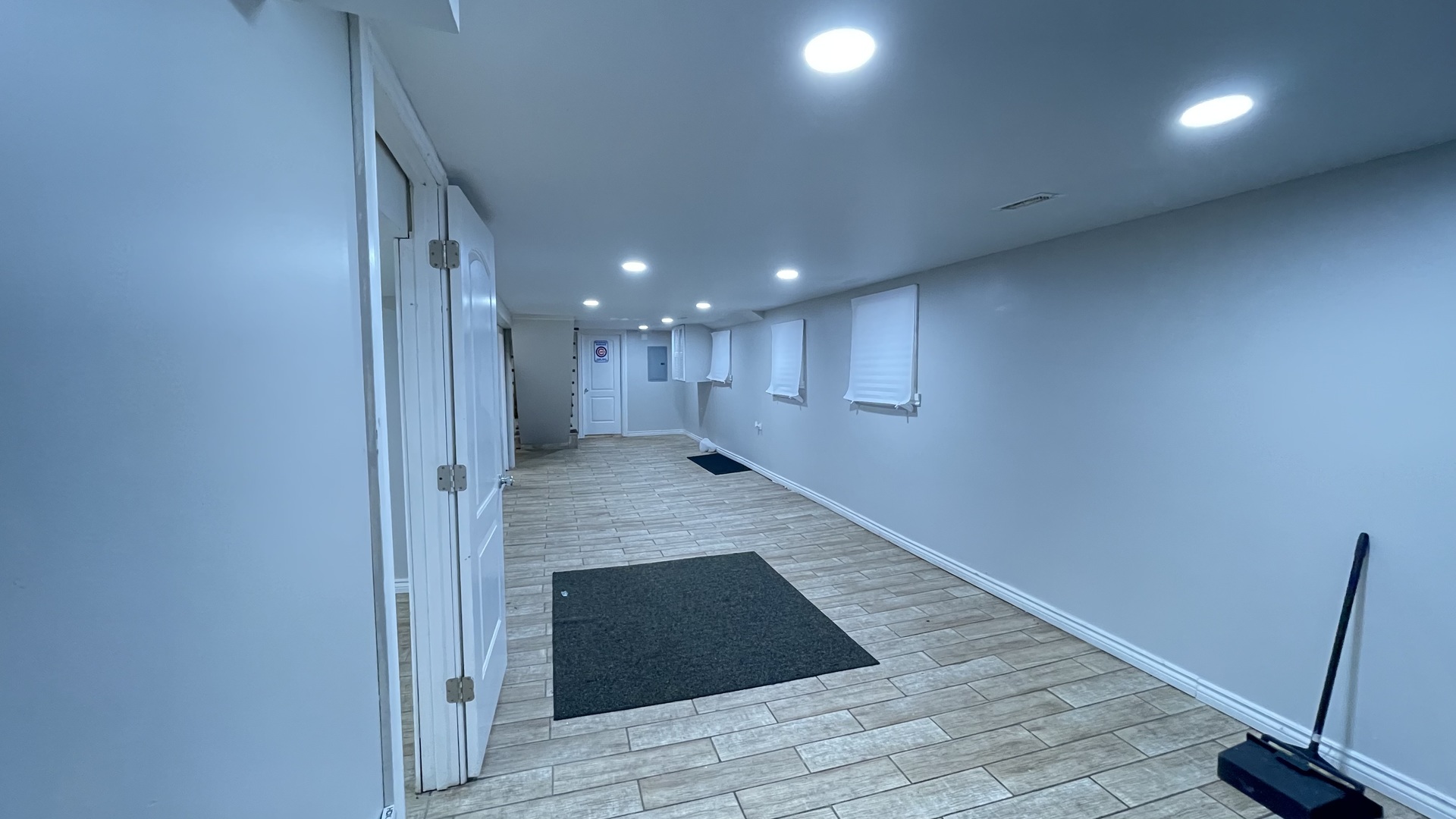 Chicago, Illinois 60637, United States, 3 Bedrooms Bedrooms, ,2 BathroomsBathrooms,Residential,Active,209993