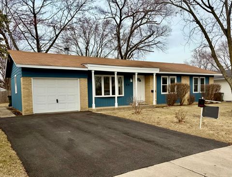 Photo of 54 Brantwood Avenue, Elk Grove Village, IL 60007 (MLS # 12531791)
