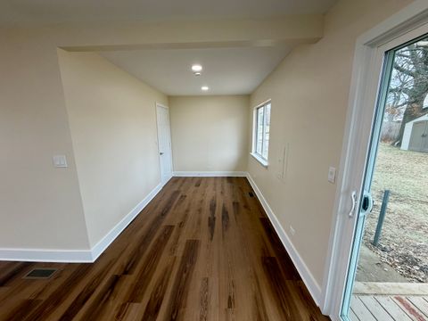 Tiny photo for 54 Brantwood Avenue, Elk Grove Village, IL 60007 (MLS # 12531791)