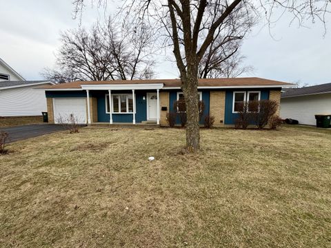 Tiny photo for 54 Brantwood Avenue, Elk Grove Village, IL 60007 (MLS # 12531791)