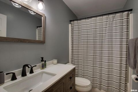 Tiny photo for 3012 BLUFF RIDGE Drive, Quincy, IL 62305 (MLS # QC4269797)