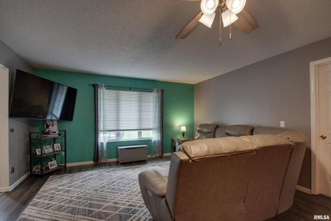 Tiny photo for 3012 BLUFF RIDGE Drive, Quincy, IL 62305 (MLS # QC4269797)