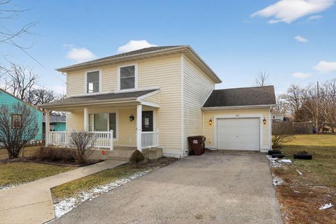 Photo of 709 Cambridge Avenue, Rockford, IL 61102 (MLS # 12555838)