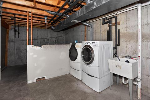 Tiny photo for 709 Cambridge Avenue, Rockford, IL 61102 (MLS # 12555838)