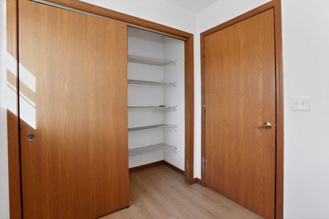 Tiny photo for 709 Cambridge Avenue, Rockford, IL 61102 (MLS # 12555838)