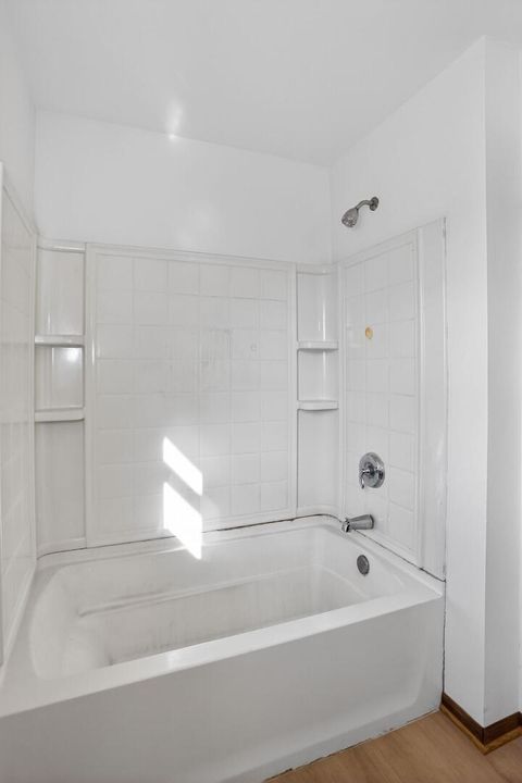 Tiny photo for 709 Cambridge Avenue, Rockford, IL 61102 (MLS # 12555838)